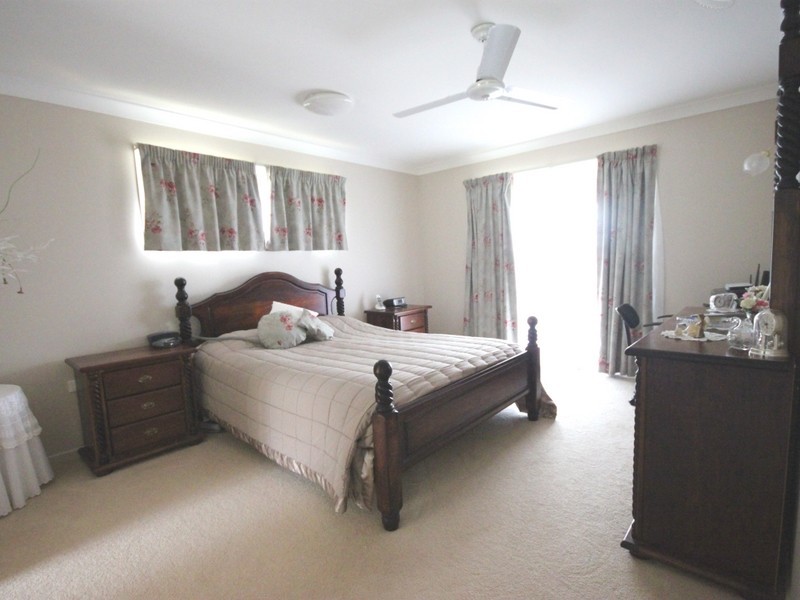 18 Hitching Rail Drive, Tanby QLD 4703