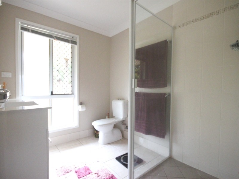 18 Hitching Rail Drive, Tanby QLD 4703