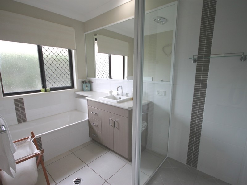 38 Saltwater Court, Mulambin QLD 4703