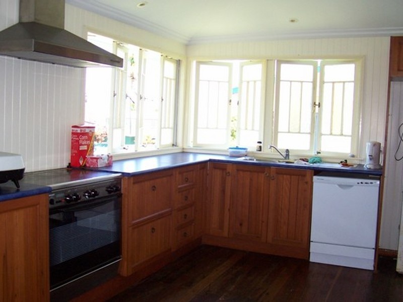 69 Matthew Flinders Drive, Cooee Bay QLD 4703