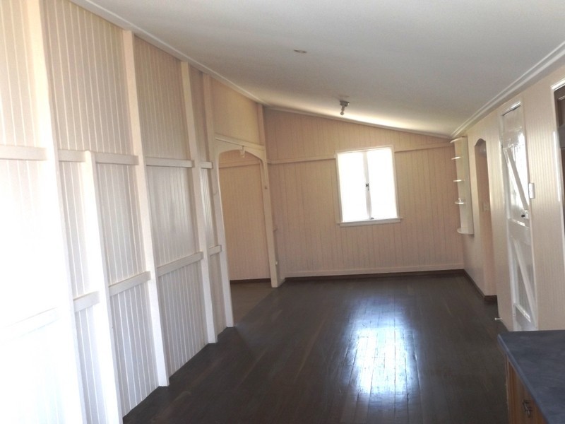 69 Matthew Flinders Drive, Cooee Bay QLD 4703