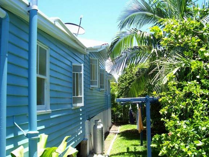 69 Matthew Flinders Drive, Cooee Bay QLD 4703