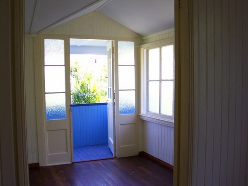 69 Matthew Flinders Drive, Cooee Bay QLD 4703