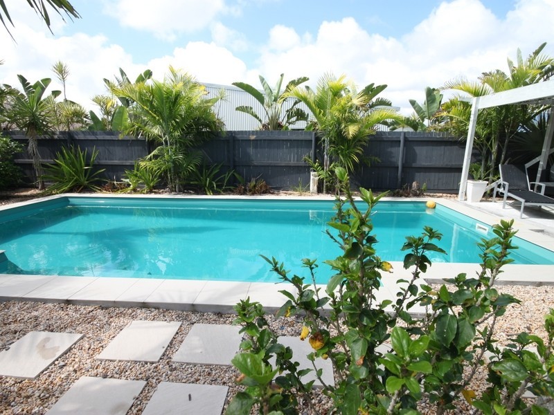 7 Saltwater Court, Mulambin QLD 4703