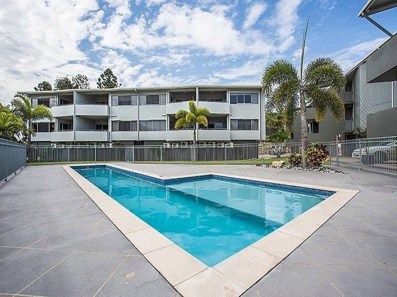 3/39 Scenic Highway, Cooee Bay QLD 4703