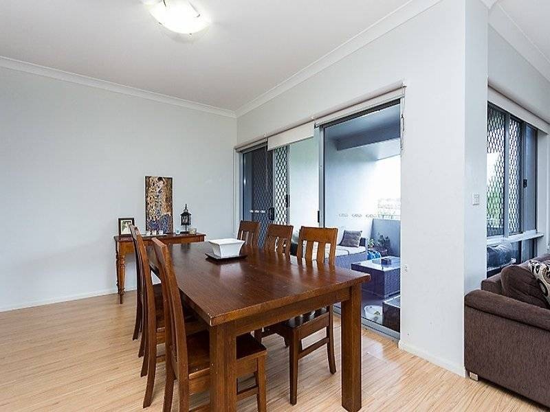 3/39 Scenic Highway, Cooee Bay QLD 4703