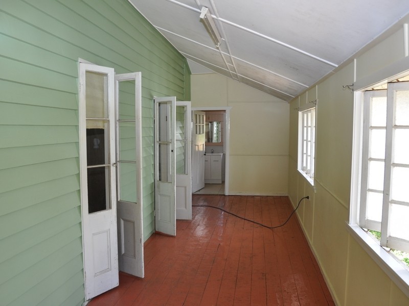 4 Ross Street, Yeppoon QLD 4703