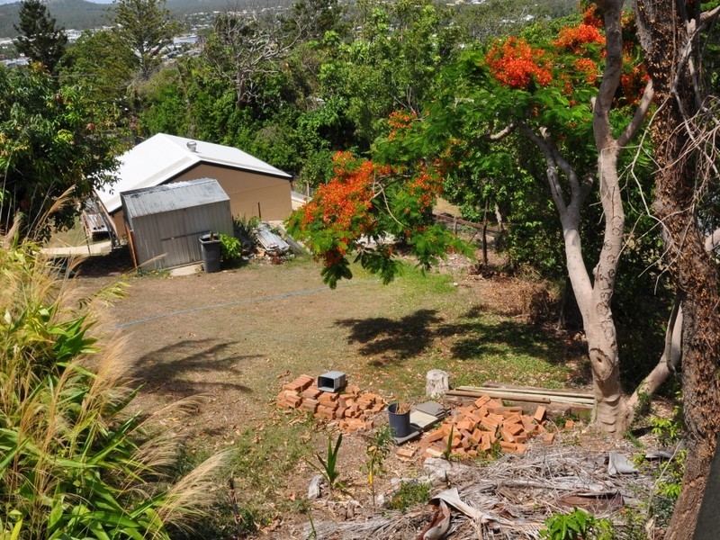 4 Ross Street, Yeppoon QLD 4703