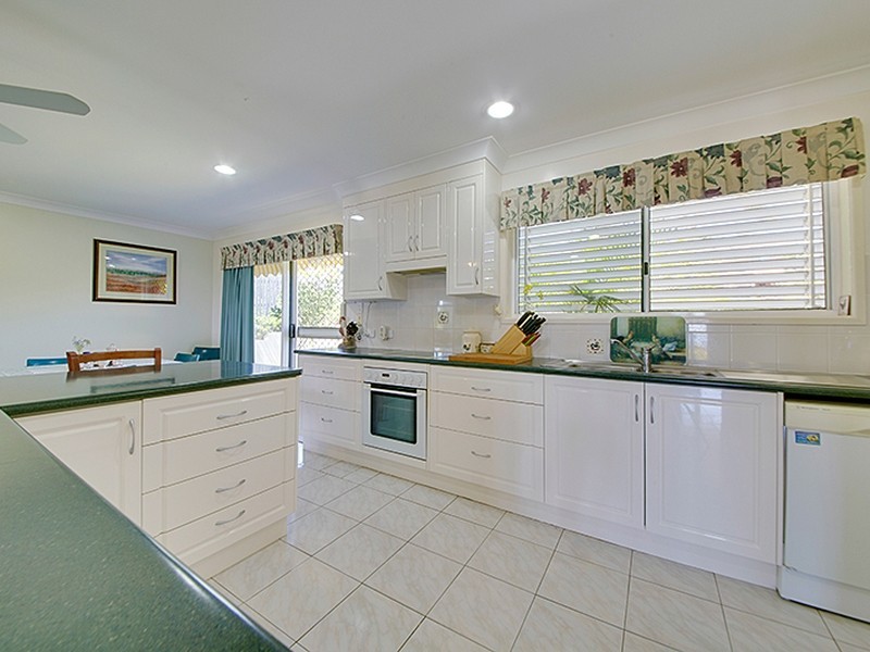 24 Stevenson Street, Barlows Hill QLD 4703