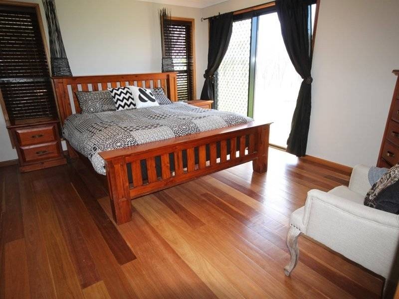 1 Farrier Driver, Tanby QLD 4703