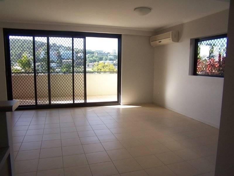 30 Queen St, Yeppoon QLD 4703