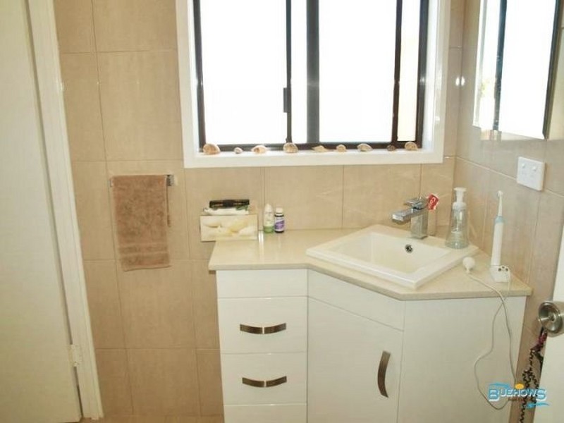 2/59 Hewitt Street, Emu Park QLD 4710