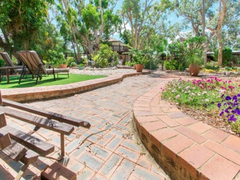 1003 Scenic Highway, Kinka Beach QLD 4703