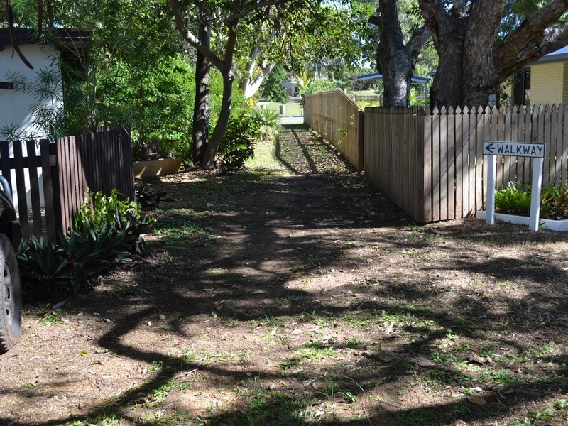 1003 Scenic Highway, Kinka Beach QLD 4703