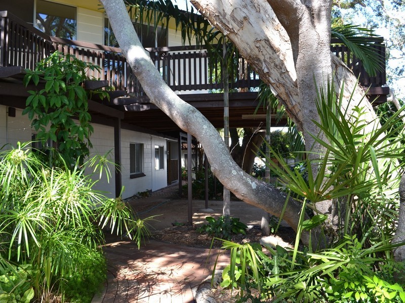 1003 Scenic Highway, Kinka Beach QLD 4703