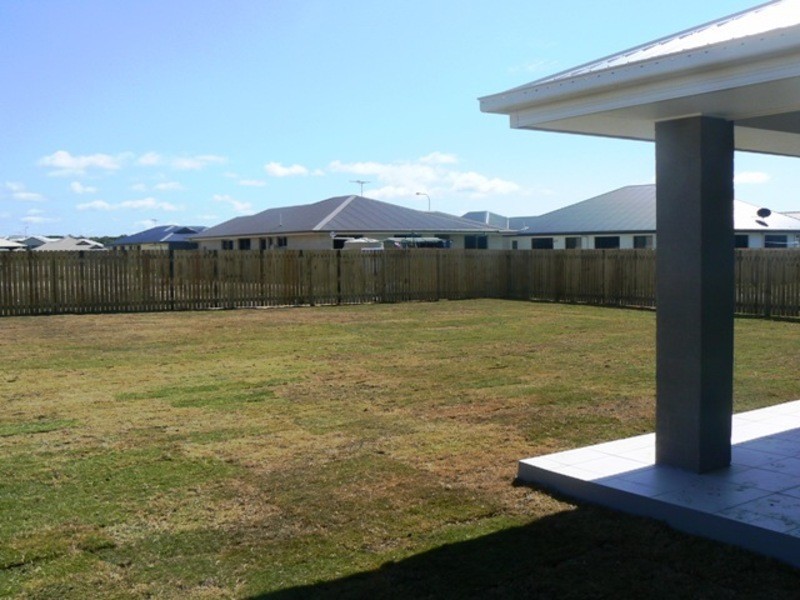 14 Timbers Beach Road, Zilzie QLD 4710