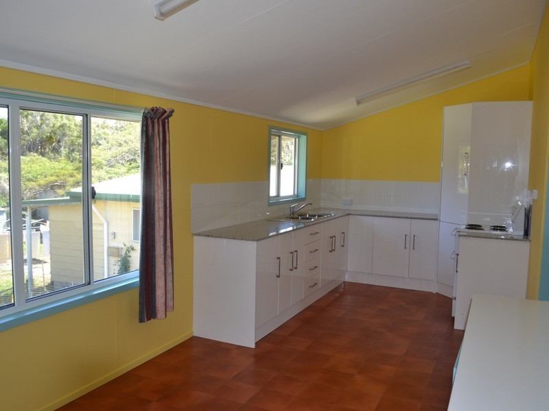 830 Scenic Highway, Kinka Beach QLD 4703