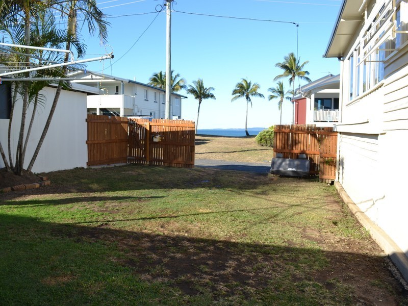 81 Matthew Flinders Drive, Cooee Bay QLD 4703