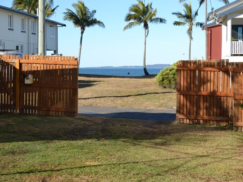 81 Matthew Flinders Drive, Cooee Bay QLD 4703