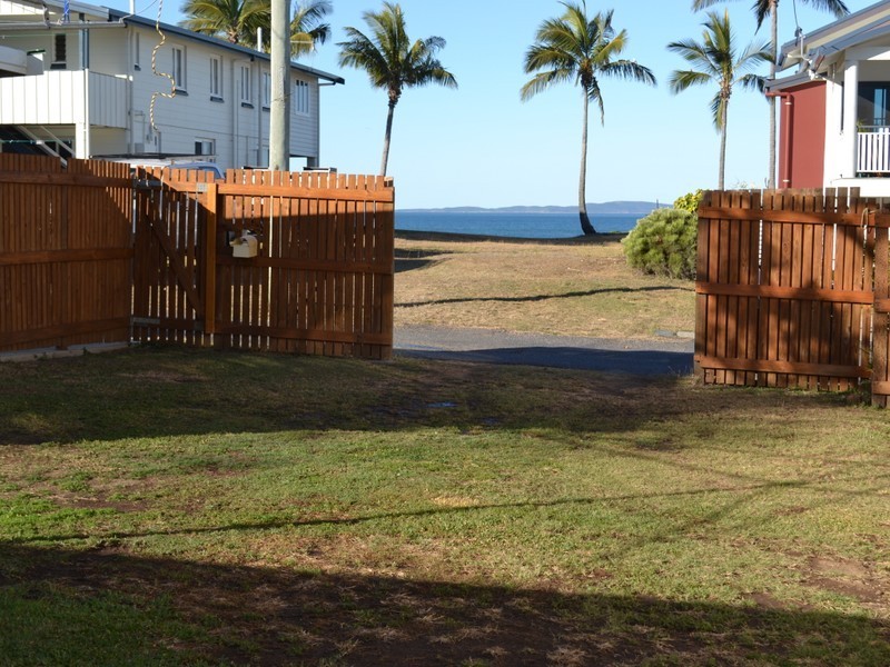 81 Matthew Flinders Drive, Cooee Bay QLD 4703