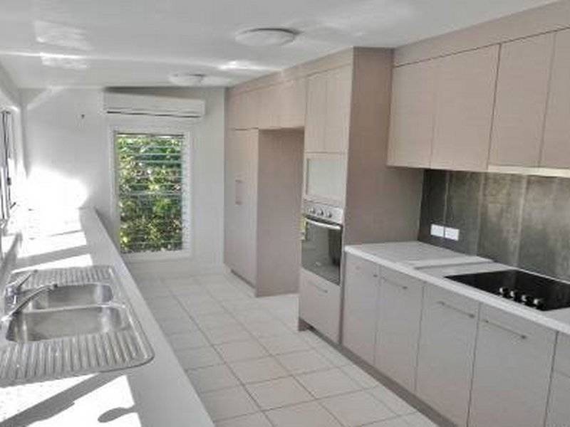11 Barnes Street, Barlows Hill QLD 4703