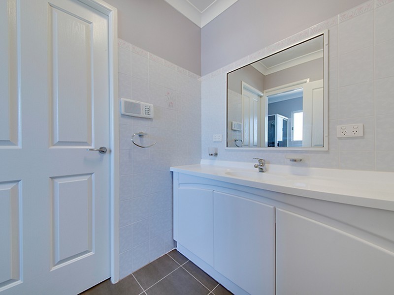 24 – 26 Kiama Ave, Bangalee QLD 4703