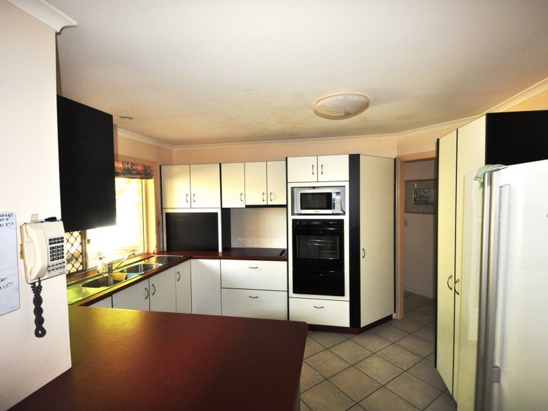 10 Rodney Street, Taranganba QLD 4703