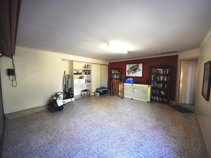10 Rodney Street, Taranganba QLD 4703