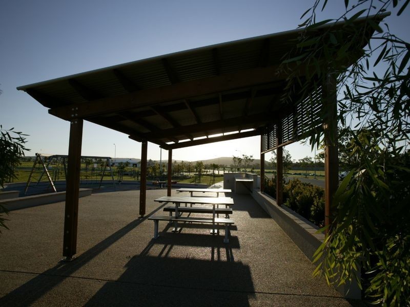 45 Lakeview Court, Mulambin QLD 4703