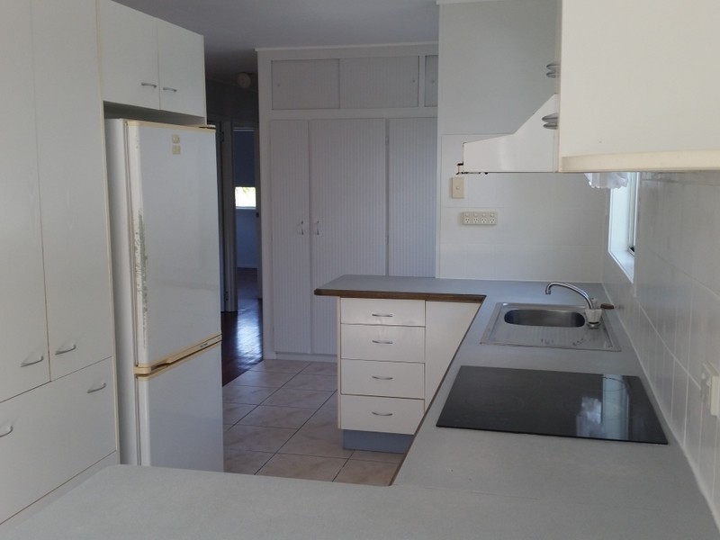 49 Matthew Flinders Drive, Cooee Bay QLD 4703