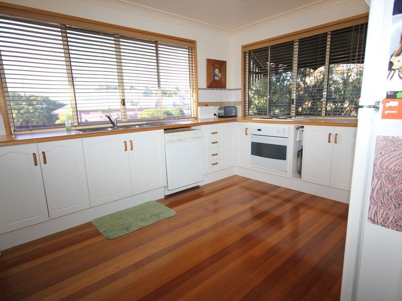 21 Banksia Place, Taranganba QLD 4703