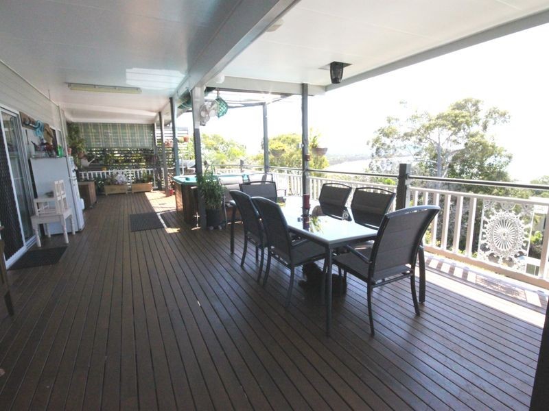 9 Discovery Cresent, Rosslyn QLD 4703
