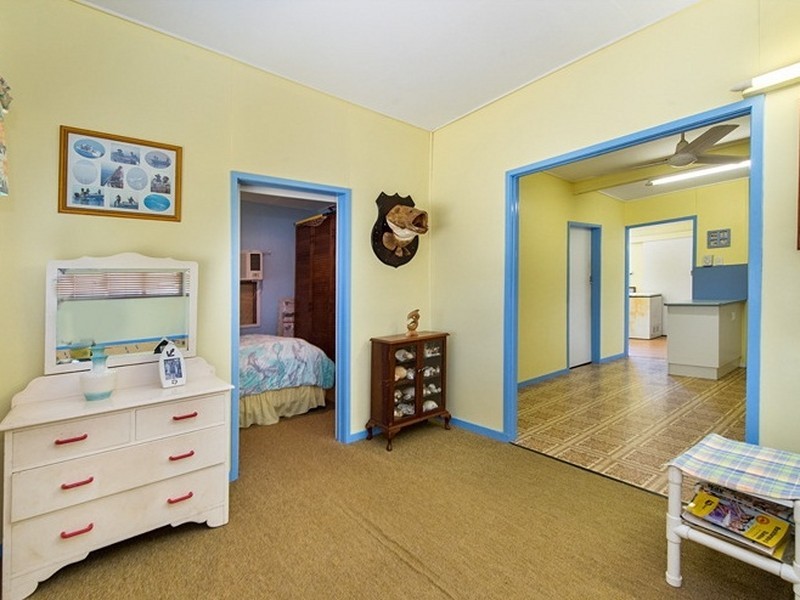 13 Meadow Street, Keppel Sands QLD 4702