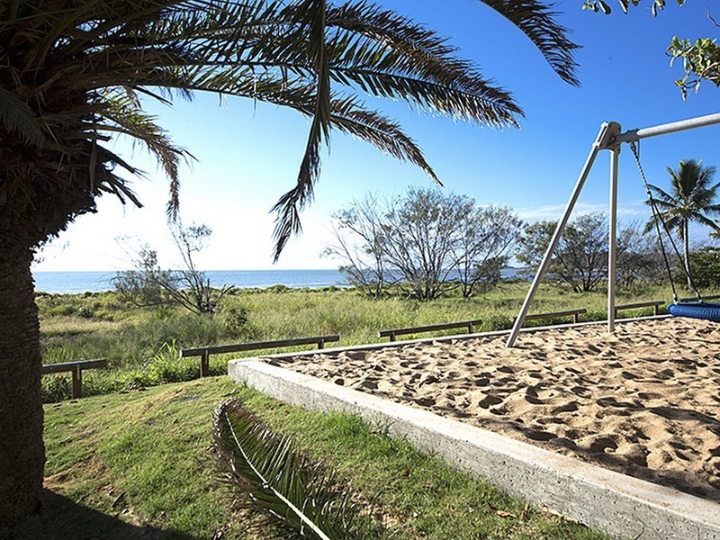 10 Roden Street, Keppel Sands QLD 4702