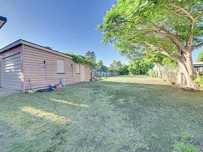 10 Roden Street, Keppel Sands QLD 4702