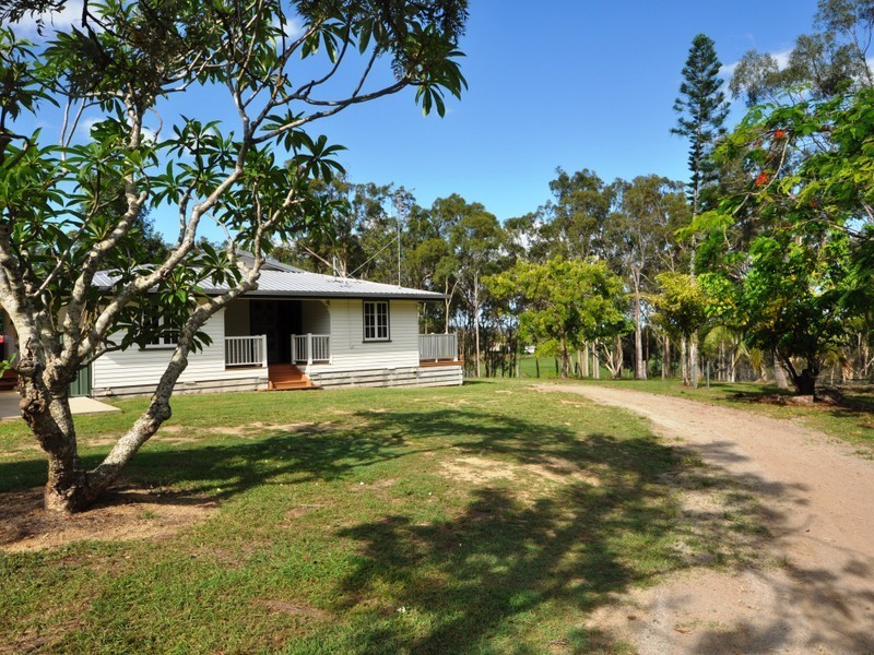 80 Hoys Rd, Coowonga QLD 4702