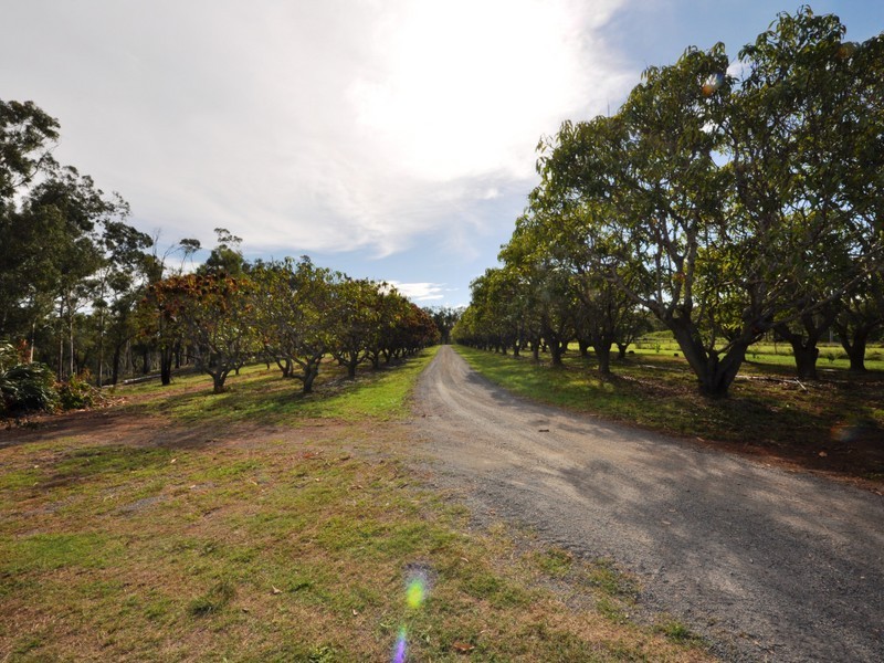 80 Hoys Rd, Coowonga QLD 4702