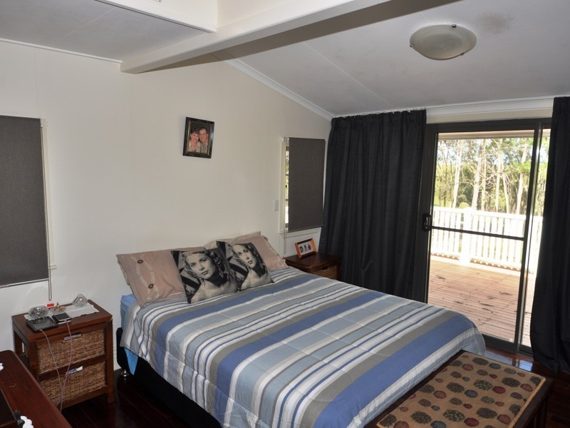 80 Hoys Rd, Coowonga QLD 4702
