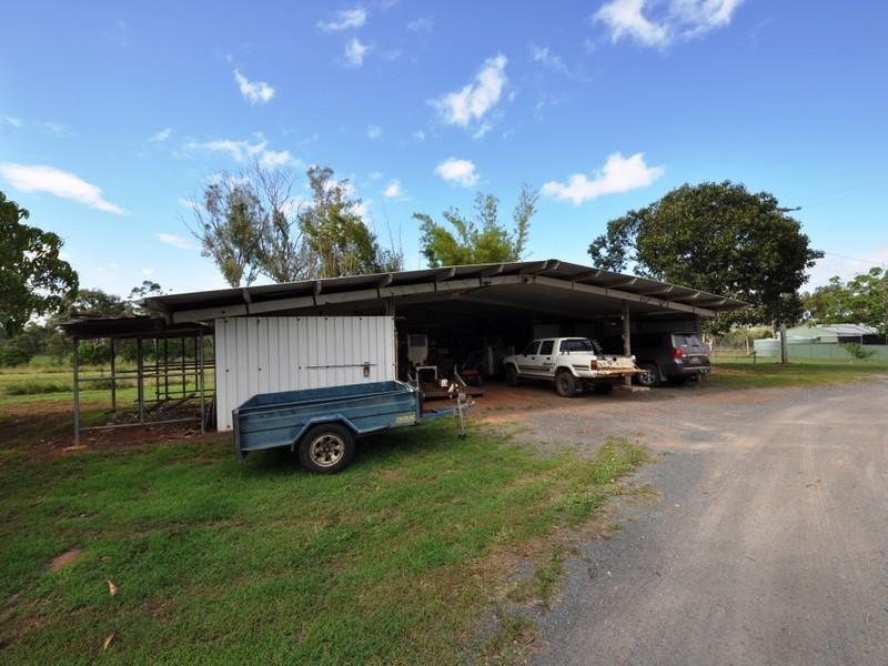 80 Hoys Rd, Coowonga QLD 4702