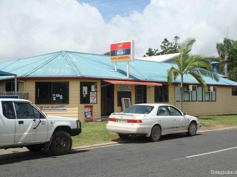 52 Schofield Parade, Keppel Sands QLD 4702