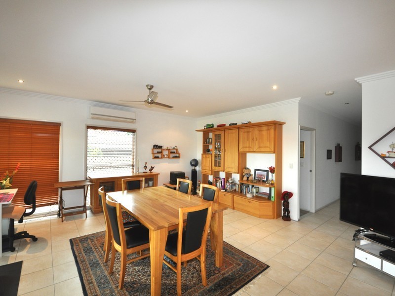 Duplex 2/9 Java Crescent, Yeppoon QLD 4703