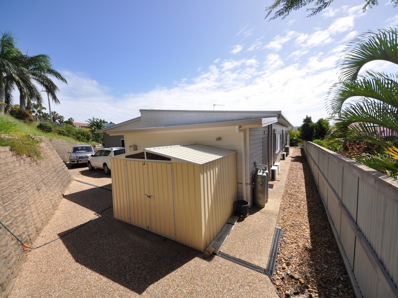 Duplex 2/9 Java Crescent, Yeppoon QLD 4703