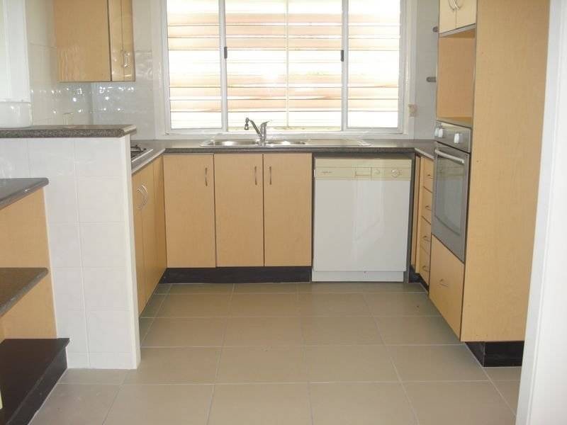 14 Davidson Street, Cooee Bay QLD 4703