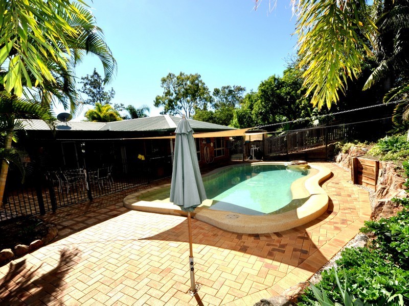 2 Bobs Close, Hidden Valley QLD 4703
