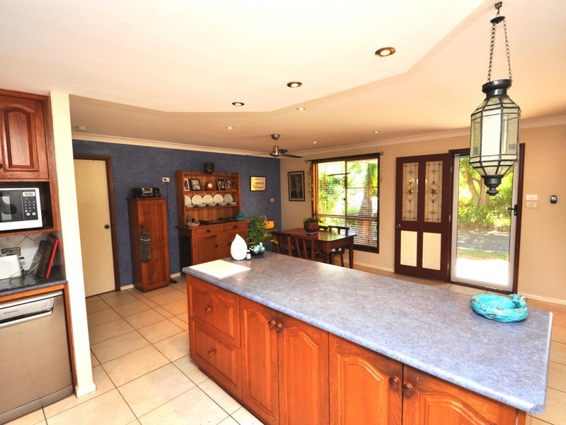 2 Bobs Close, Hidden Valley QLD 4703