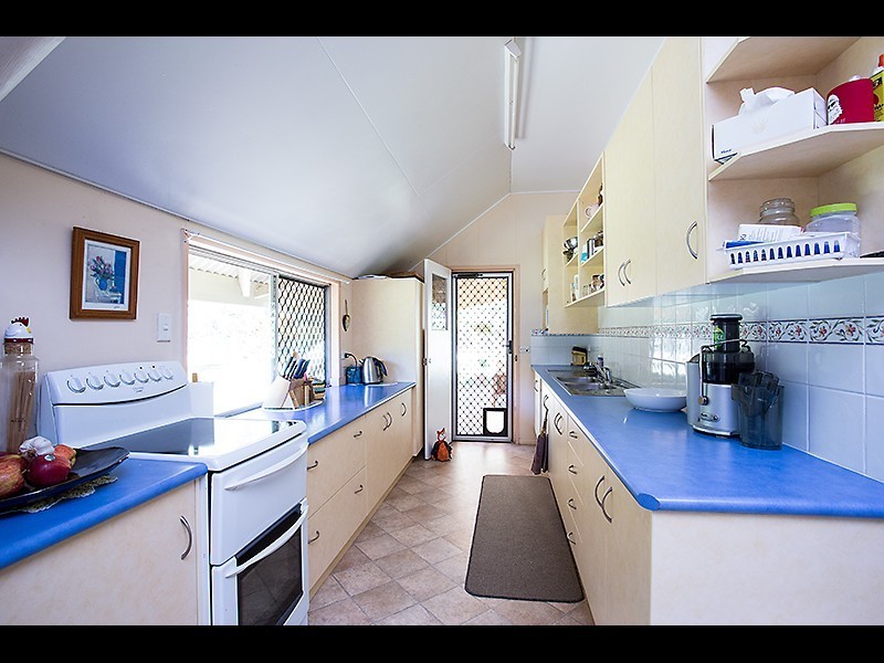 36 Roberts Road, Pacific Heights QLD 4703