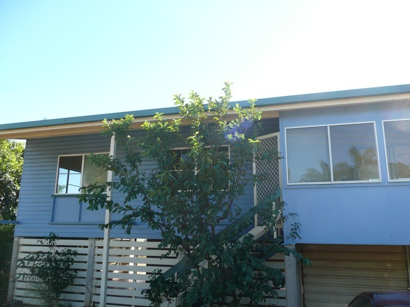 11 Meikleville Street, Meikleville Hill QLD 4703