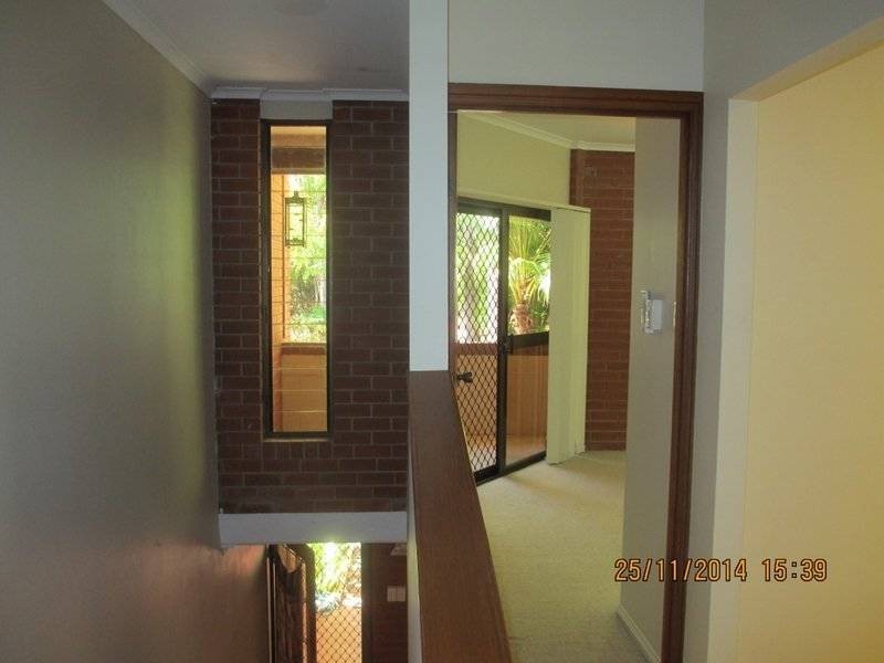 4/33 Scenic Highway, Cooee Bay QLD 4703