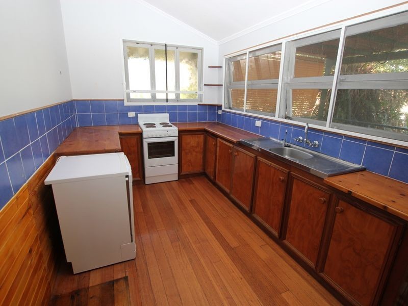 12 Spring Street, Yeppoon QLD 4703