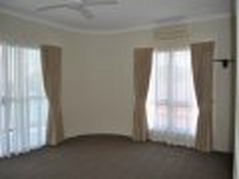 11A Prospect Street, Rosslyn QLD 4703